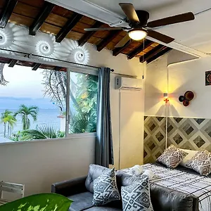 Casa Iyari Malecon Pensión Puerto Vallarta